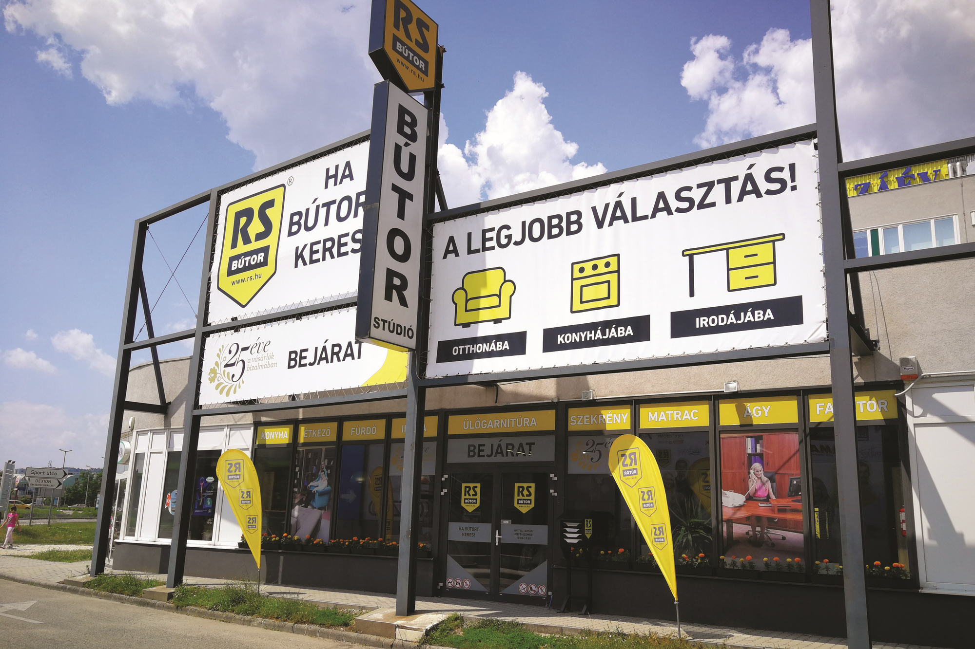 RS Bútorstúdió Budaörs